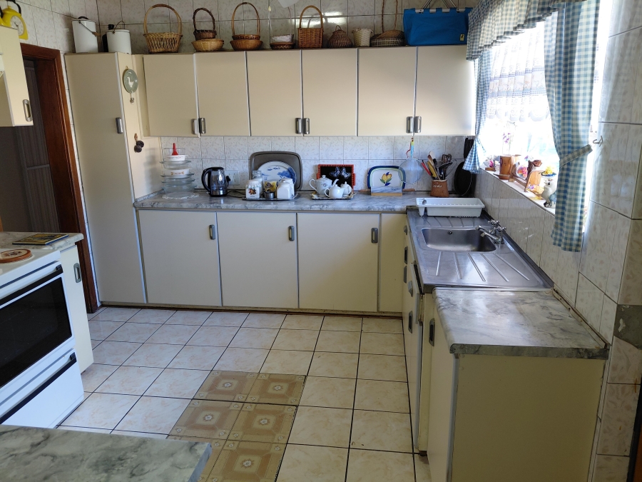 4 Bedroom Property for Sale in Bothasrus Eastern Cape